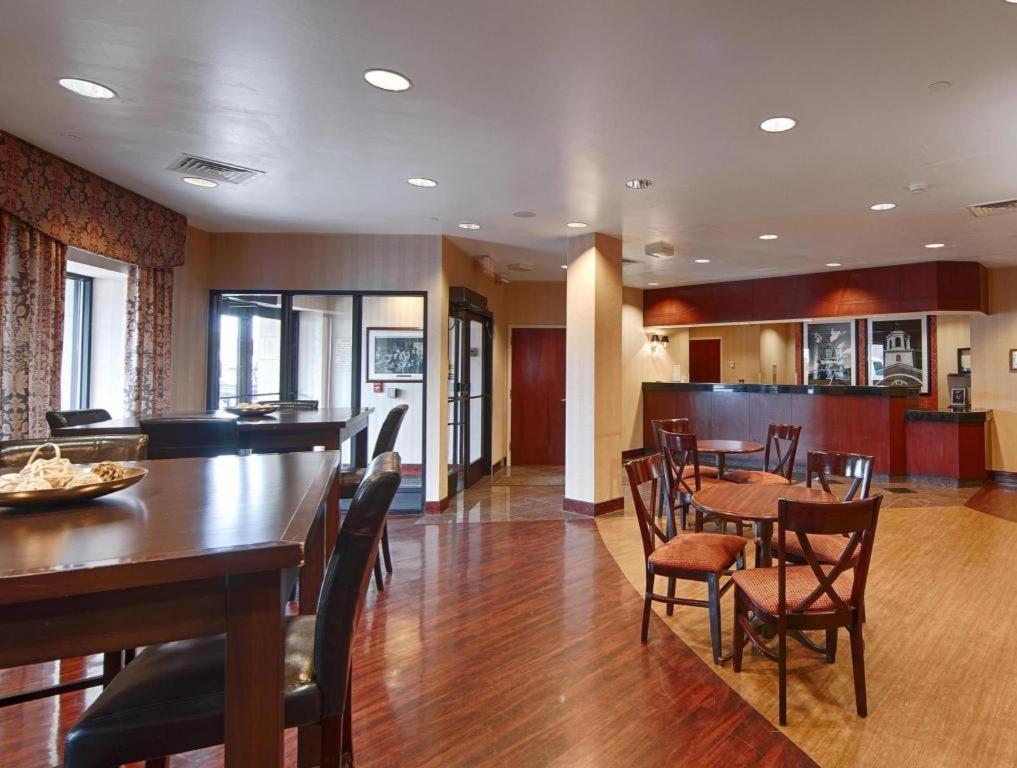 Best Western Plus Boston Hotel Екстер'єр фото